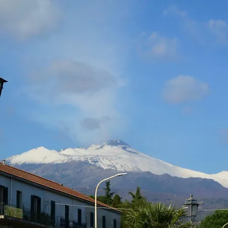 Etna Hiking Nocleg ze śniadaniem 3*