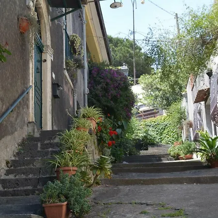 Etna Hiking Frühstückspension 3*